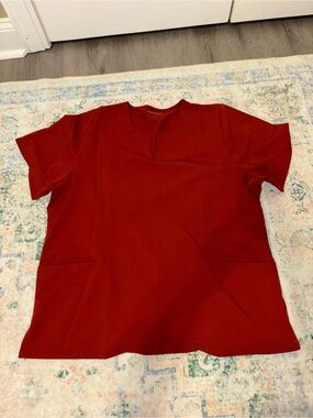 Rust Women’s scrub top. Mandala